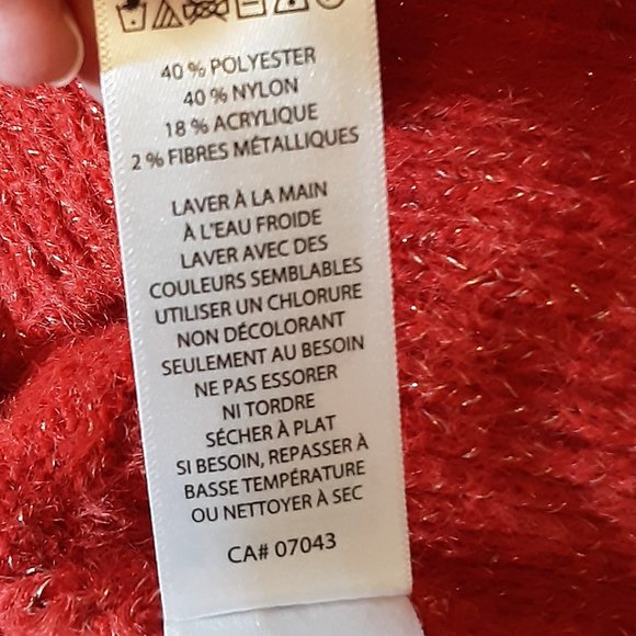 Shrinking Violet Women's Red Sparkle Sweater | New! M - Picture 14 of 14
